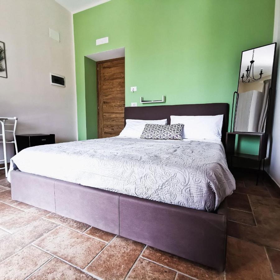 Il Sentiero Di Leano Hotel Терачина Екстериор снимка