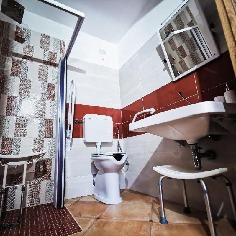 Il Sentiero Di Leano Hotel Терачина Стая снимка